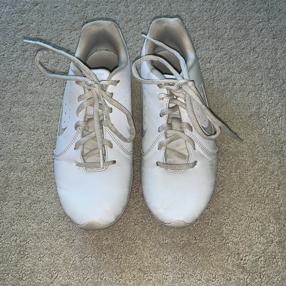 Nike Shoes - Nike Sideline Cheer Shoes